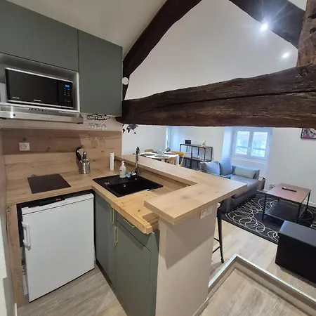 Lea, Atypical And Refined Appartement